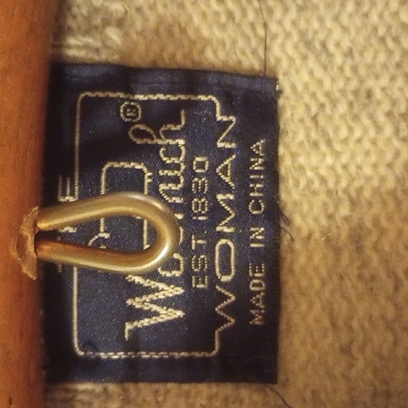 Woolrich Sweater Size Medium - Picture 2 of 6